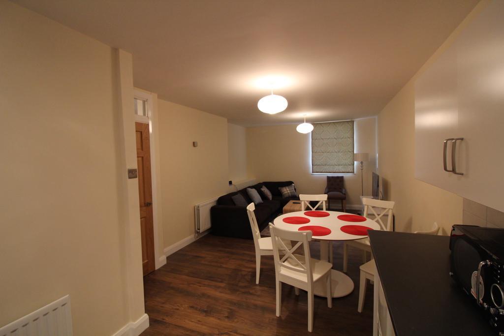 Salisbury Renovated Apartment Belfast Exterior foto